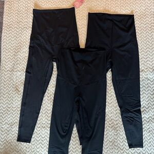 Lot of Maternity Leggings (3)